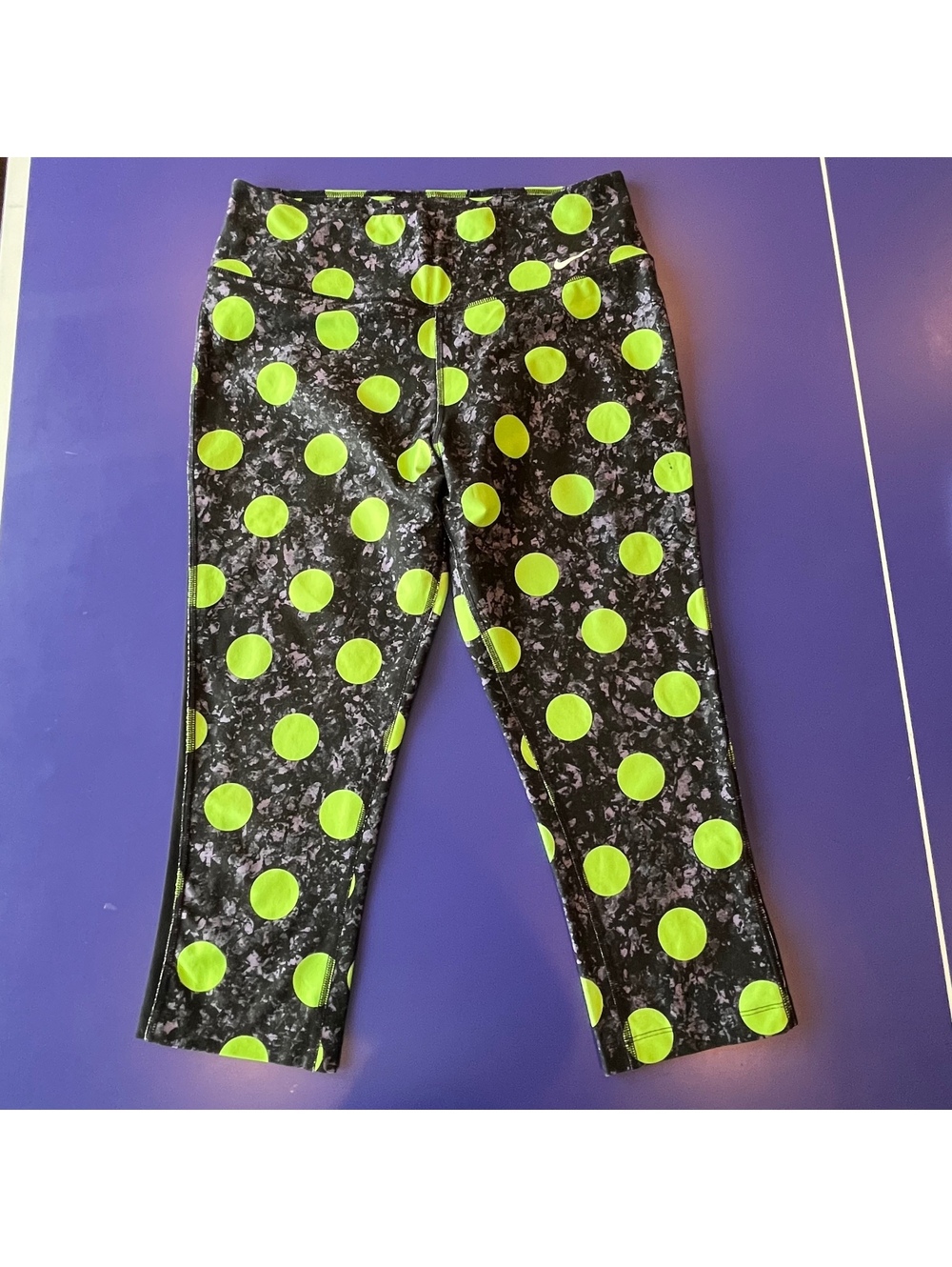 Nike Dri-FIT Black Cropped Leggings w Neon Green Polka Dots Women’s M KeyPocket
